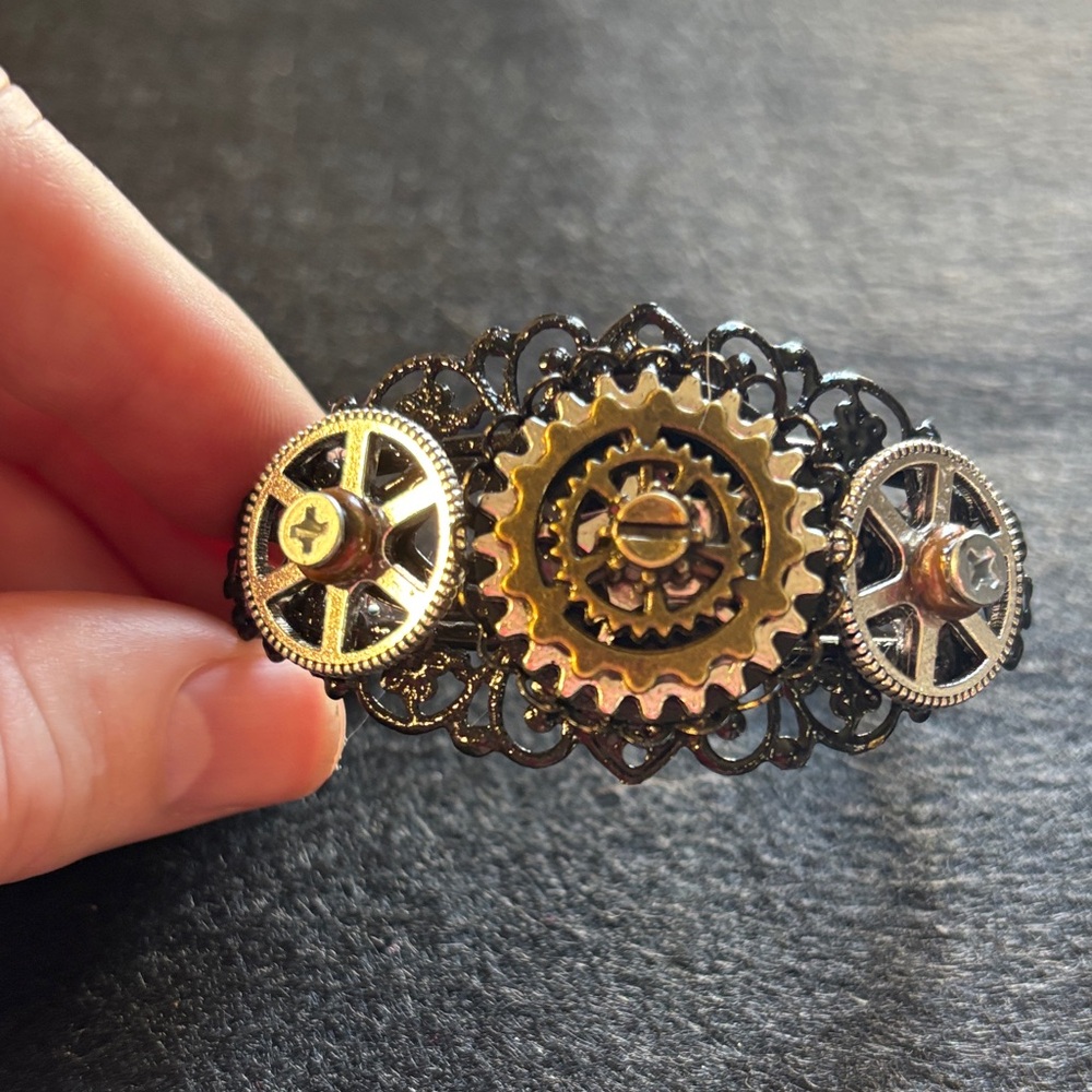 Steampunk Gear Cuff Bracelet